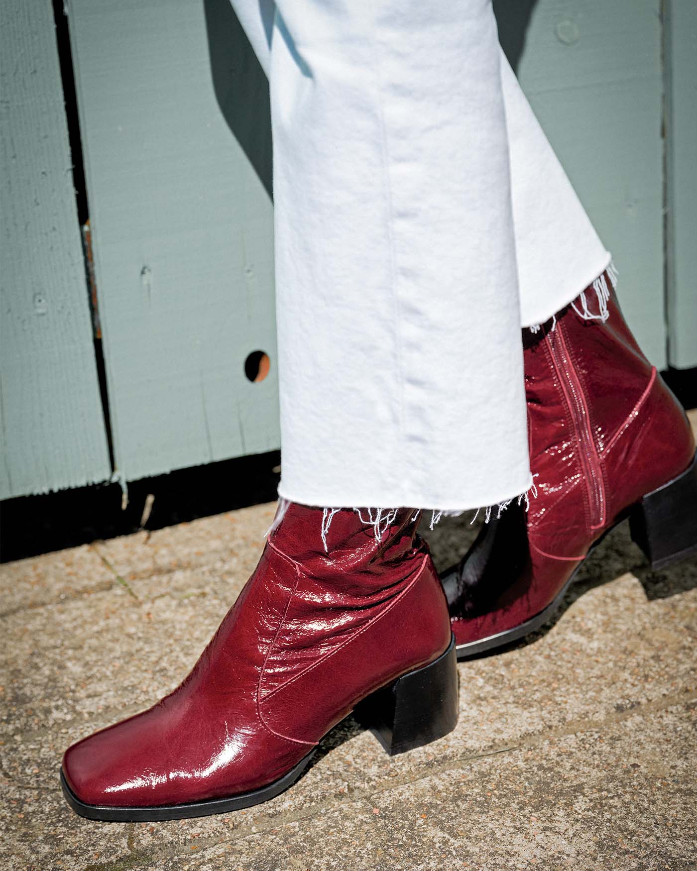 Bottines a talon et bout carre bordeaux Heidi Adige Chaussures